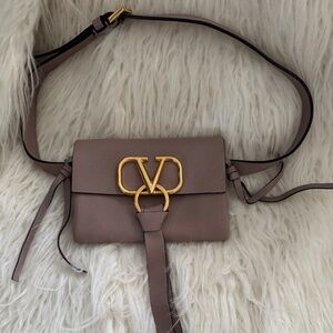Valentino Vring bag